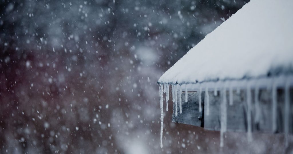 How to Winterize Your Home to Avoid Costs in the Spring